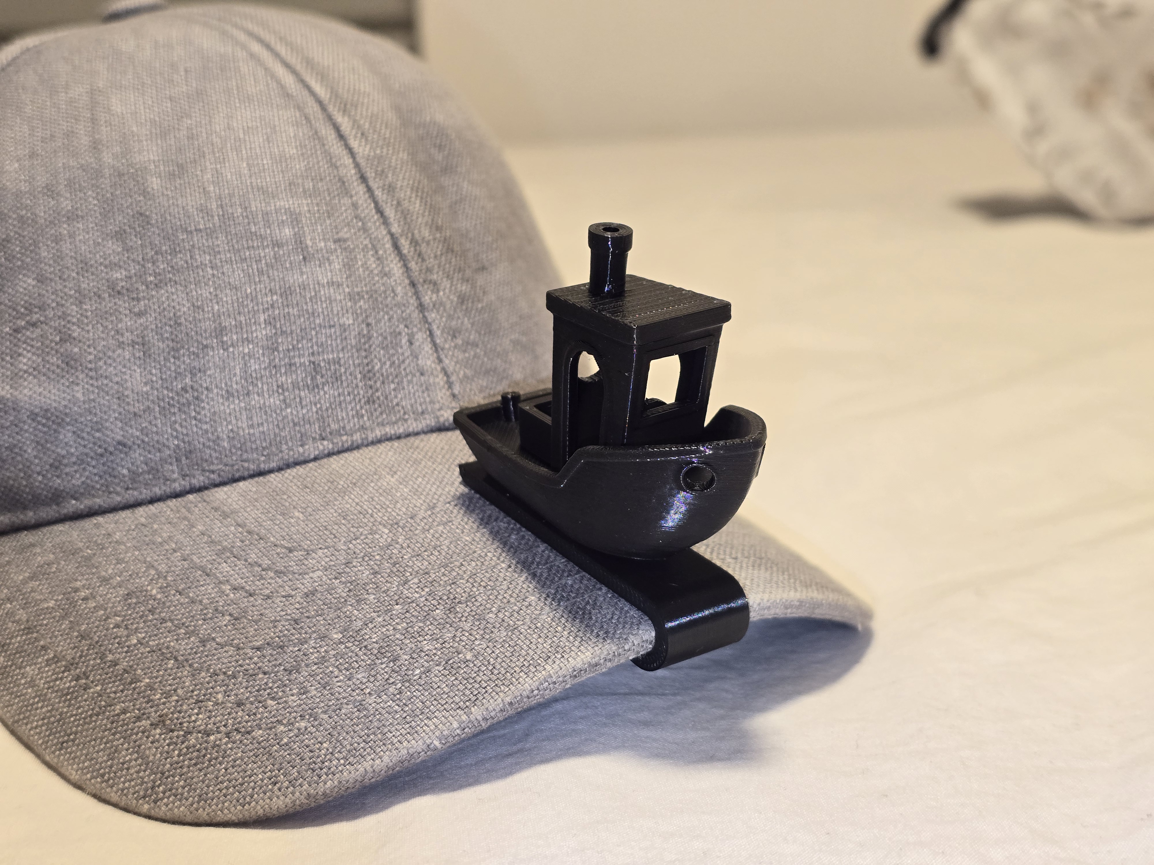 The ultimate 3D printing beacon: modular Benchy cap clip (no supports) - photo 3