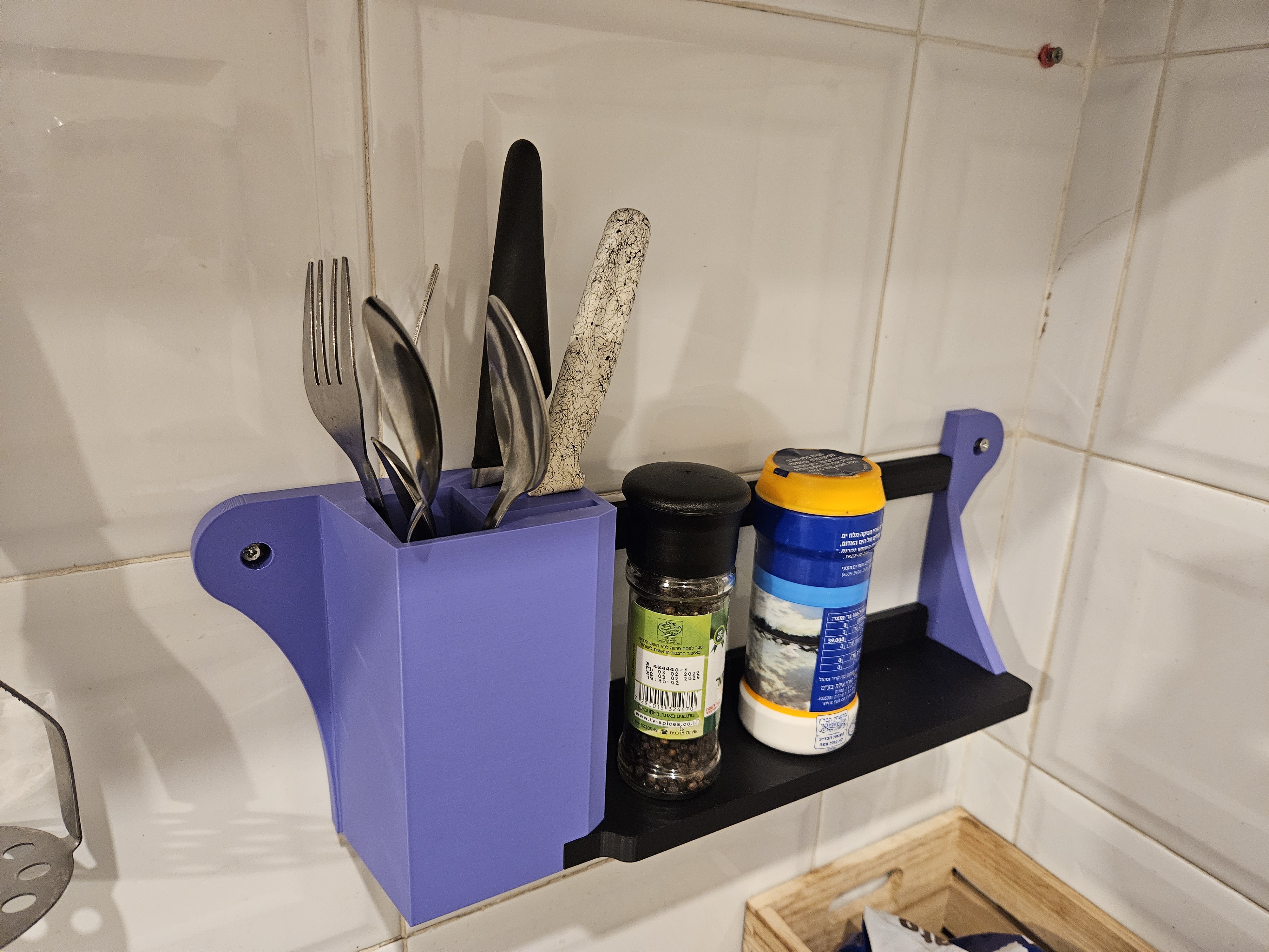 Kitchen shelf
