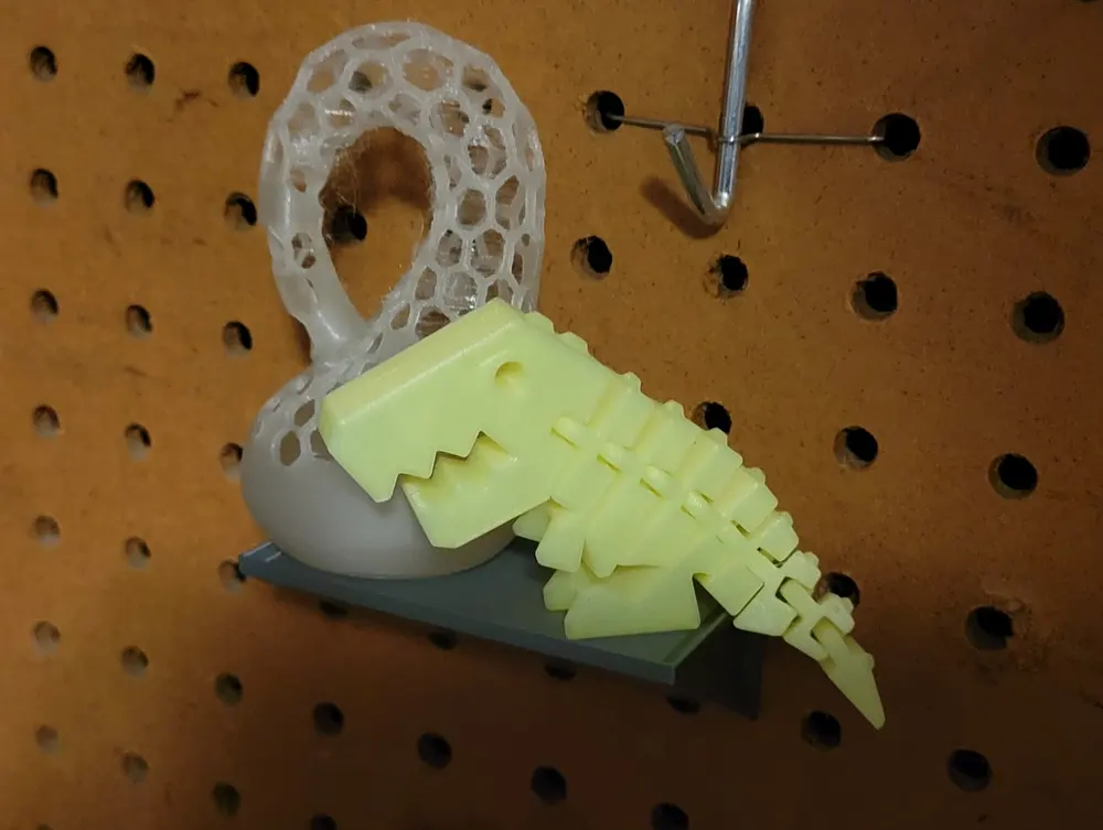 Hot Wheels Display Shelf for Pegboard - photo 4