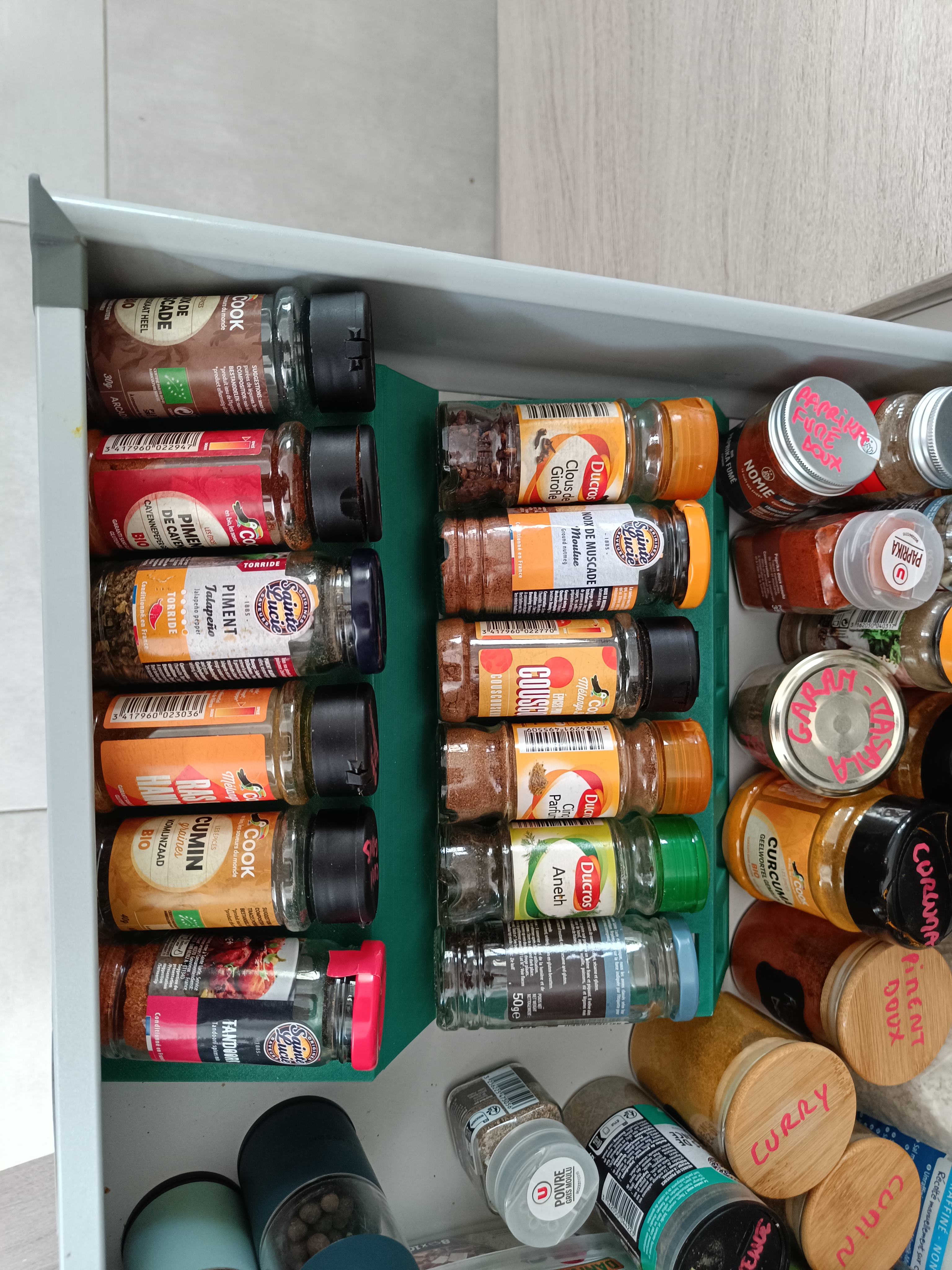 spice rack - display stand - kitchen organization - photo 3