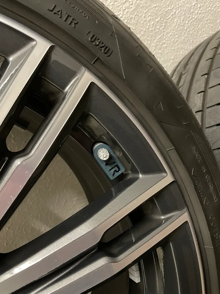 Car Tire Markers