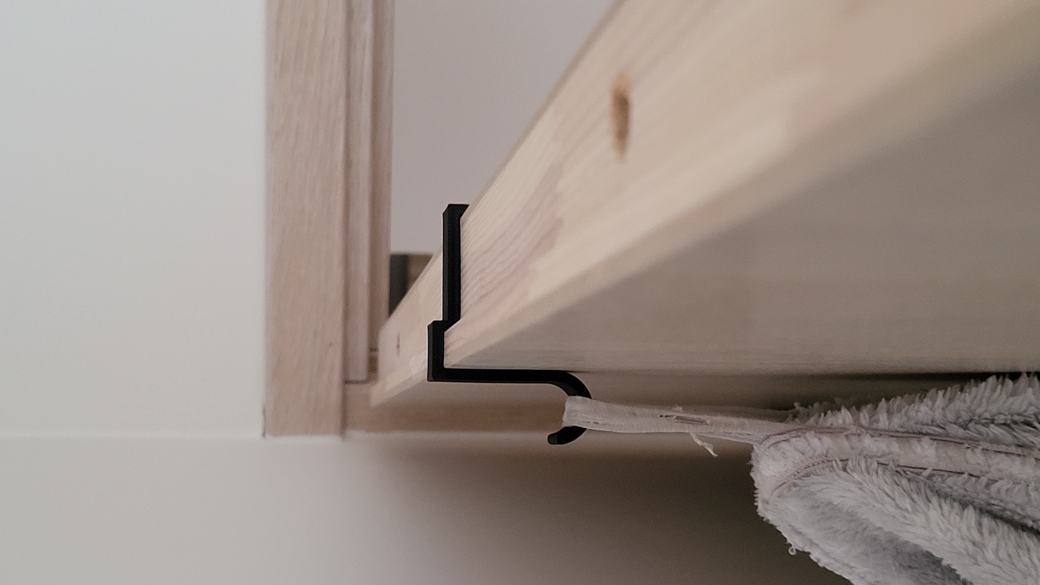 Interior door hook