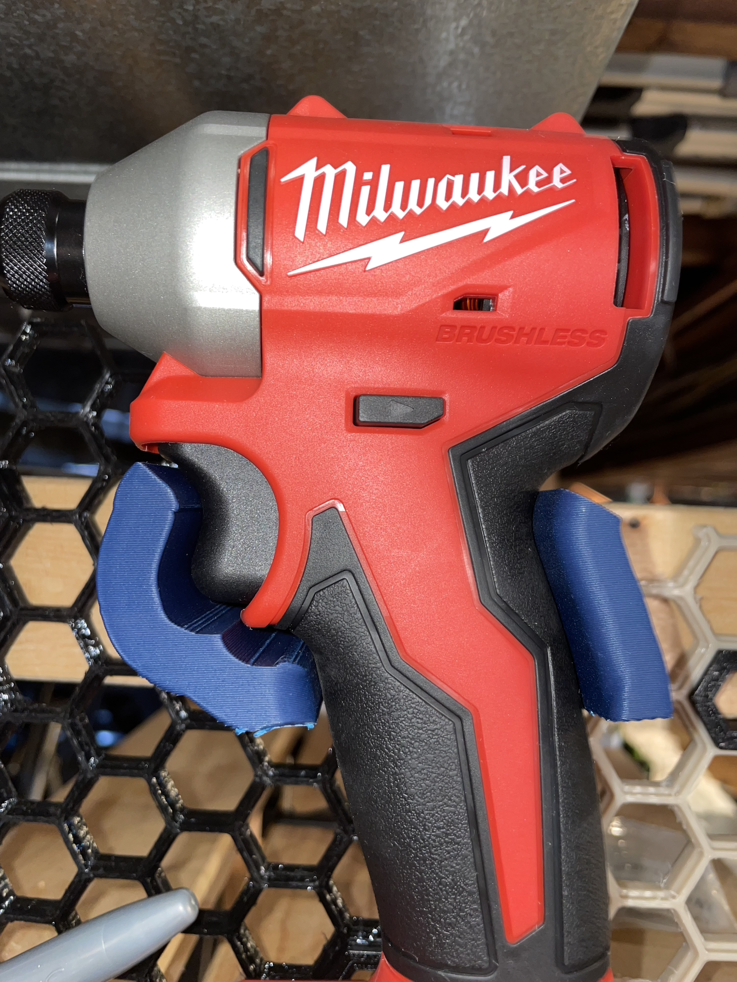 Milwaukee M18 Impact Driver HSW (Honeycomb Storage Wall) - photo 2