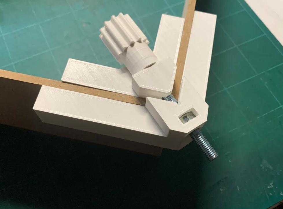 Right angle clamp