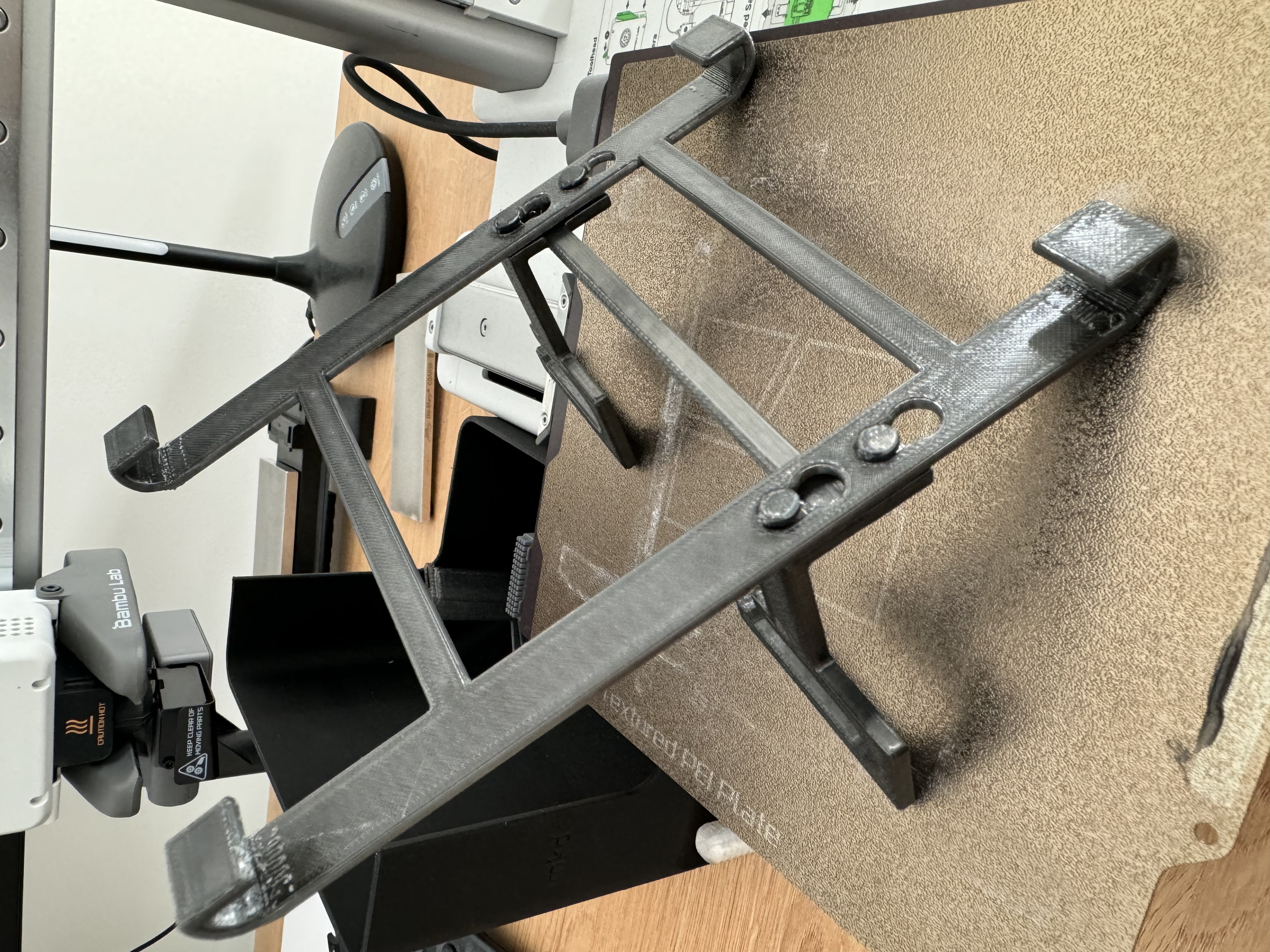 Durable iPad car headrest mount - photo 4
