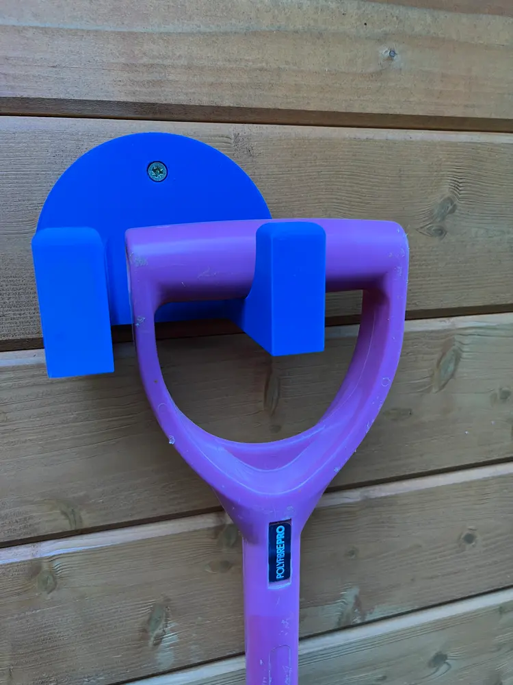 garden tool holder/hanger - photo 2