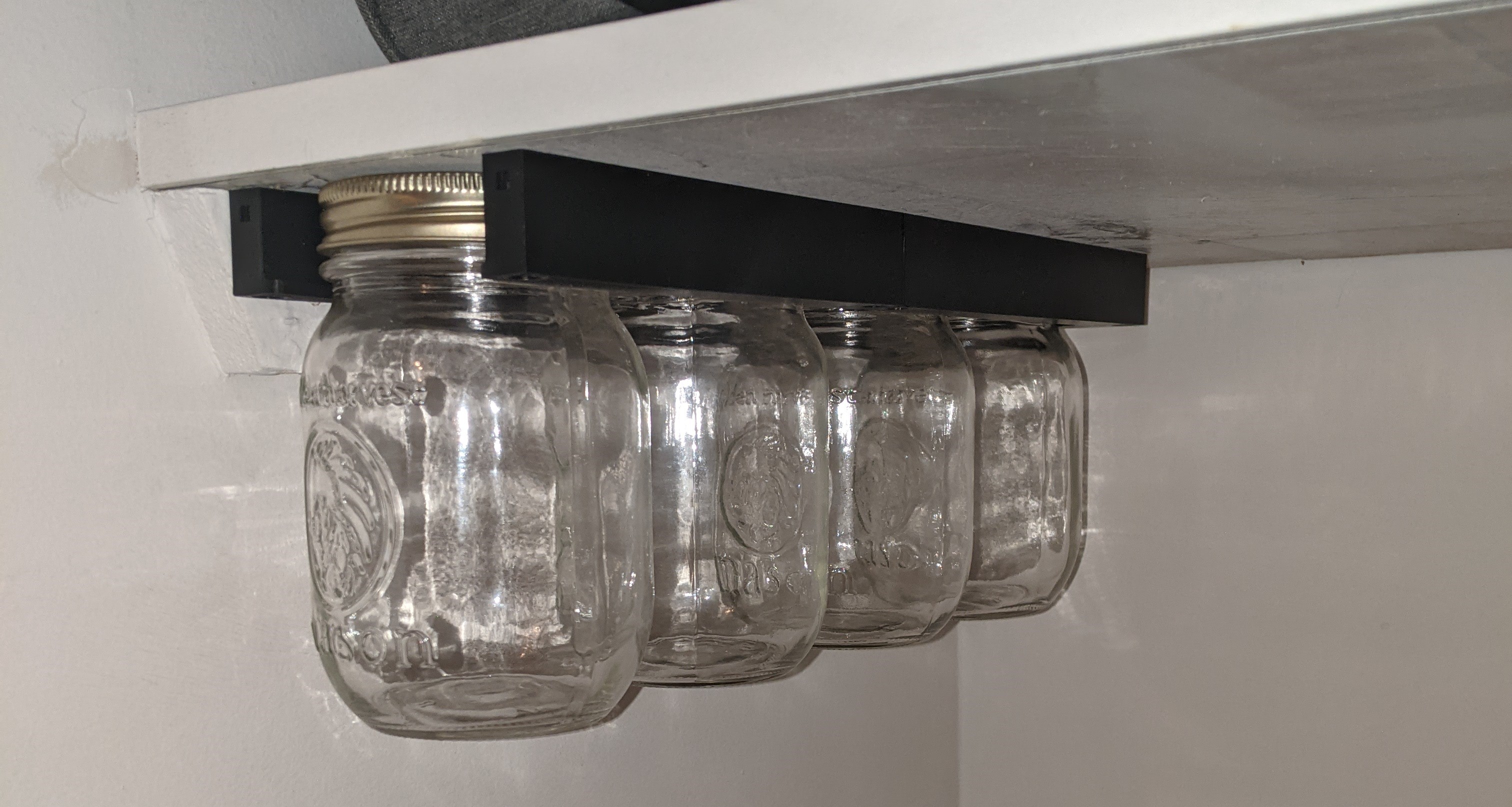 Mason jar mount