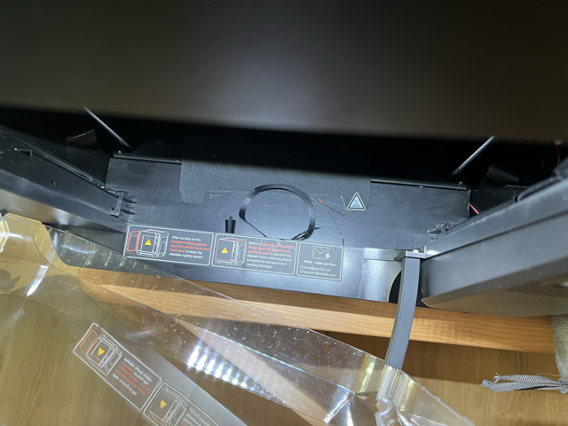 Qidi Q1 Pro simple door holder for low temp printing - PLA, TPU, PETG - photo 2