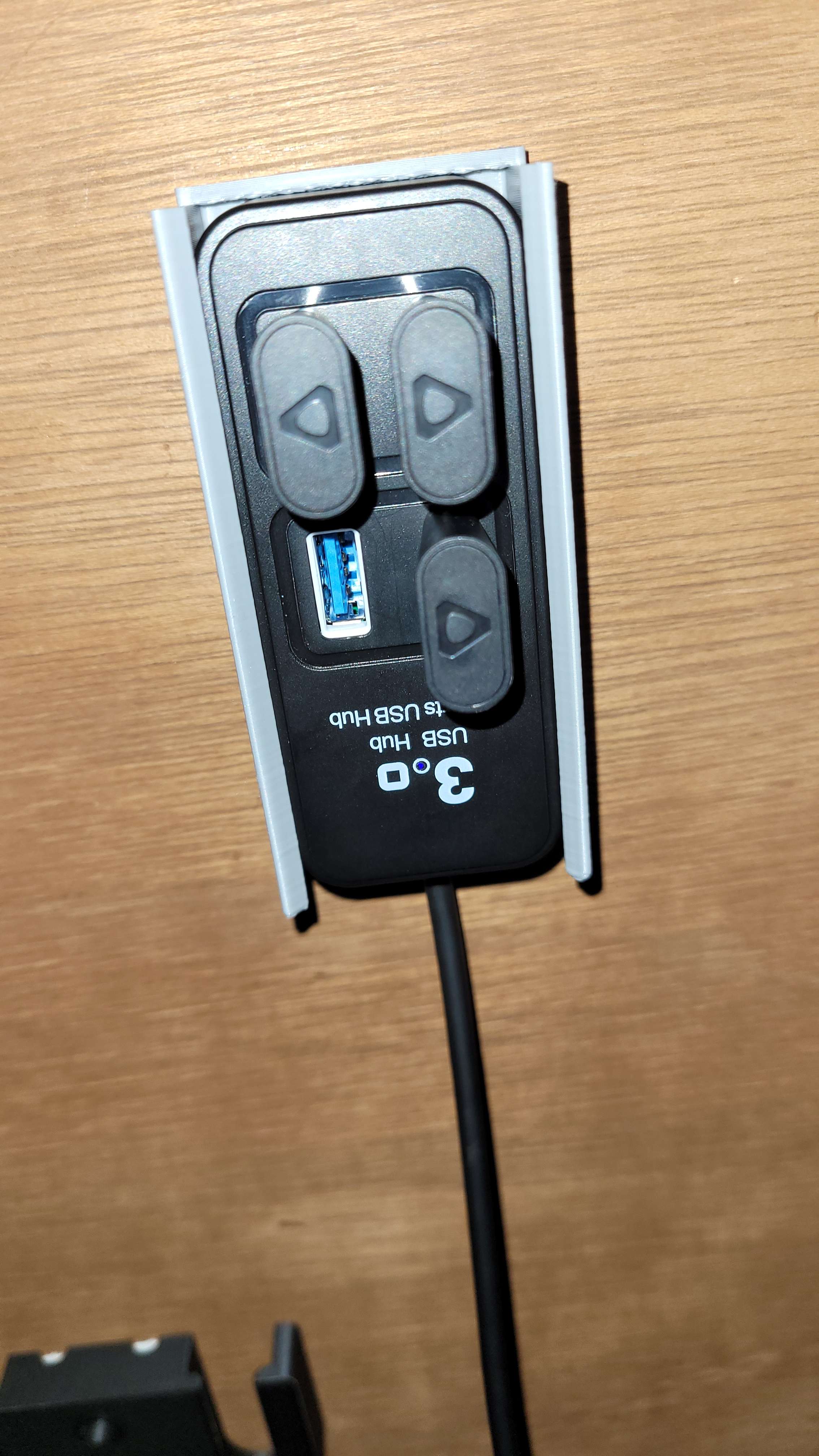 Rebuff Reality Vive Tracker USB Hub Mount Clamp - photo 2