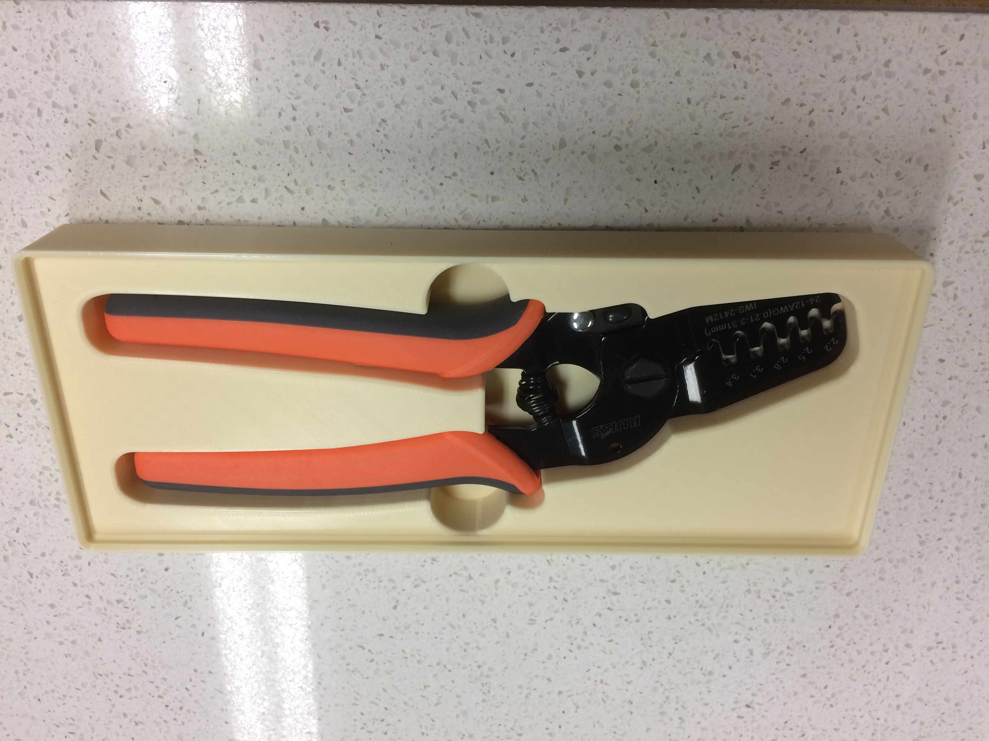 Gridfinity tray for IWISS IWS-2820M & IWS-2412M crimping tools