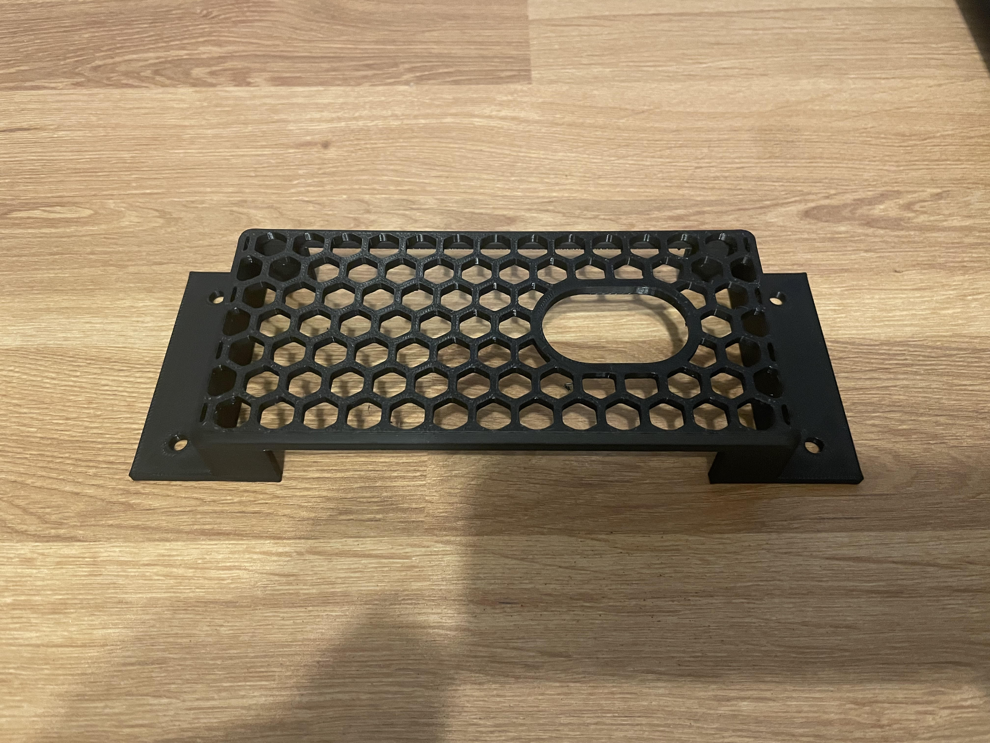 UGreen KVM Under Desk Mount - photo 4