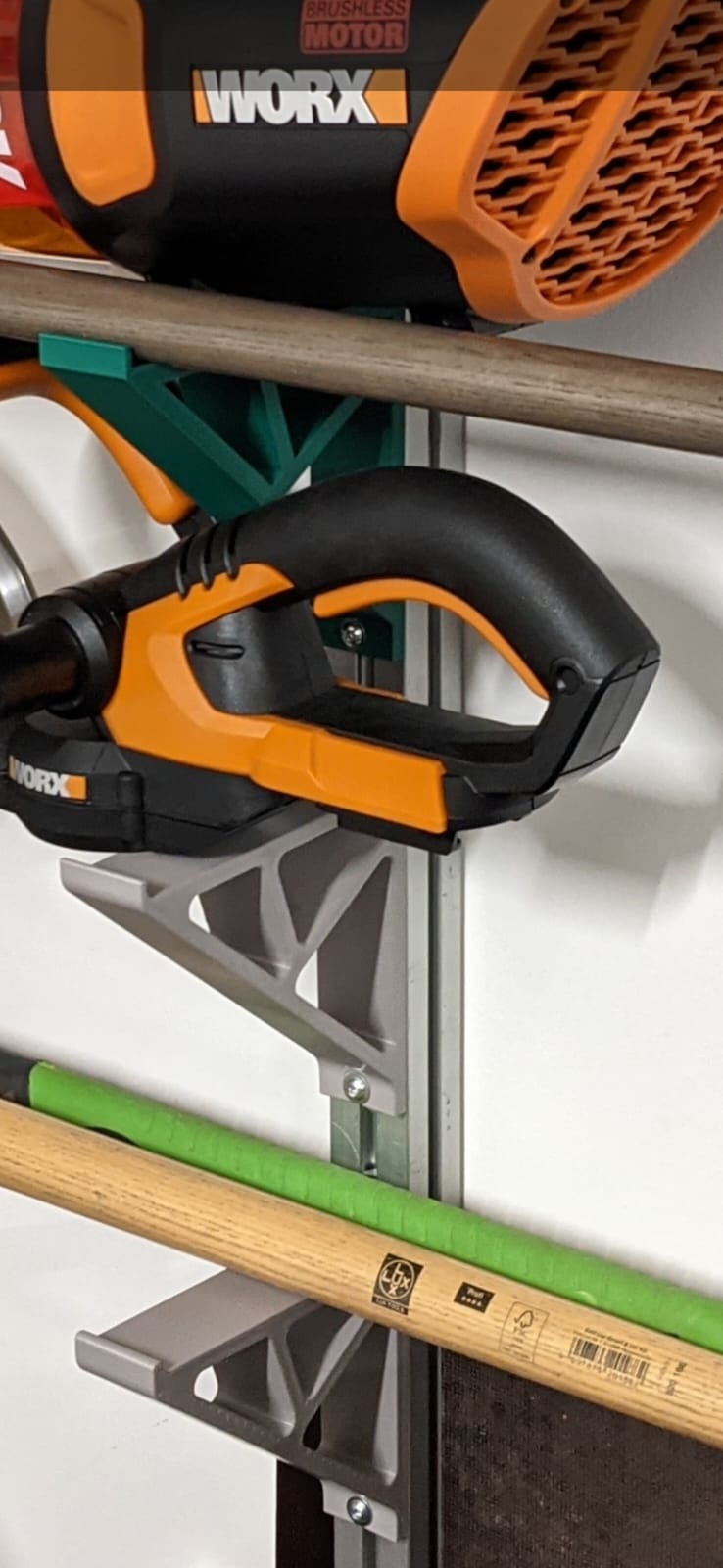 strong tool shelf - Shelf bracket