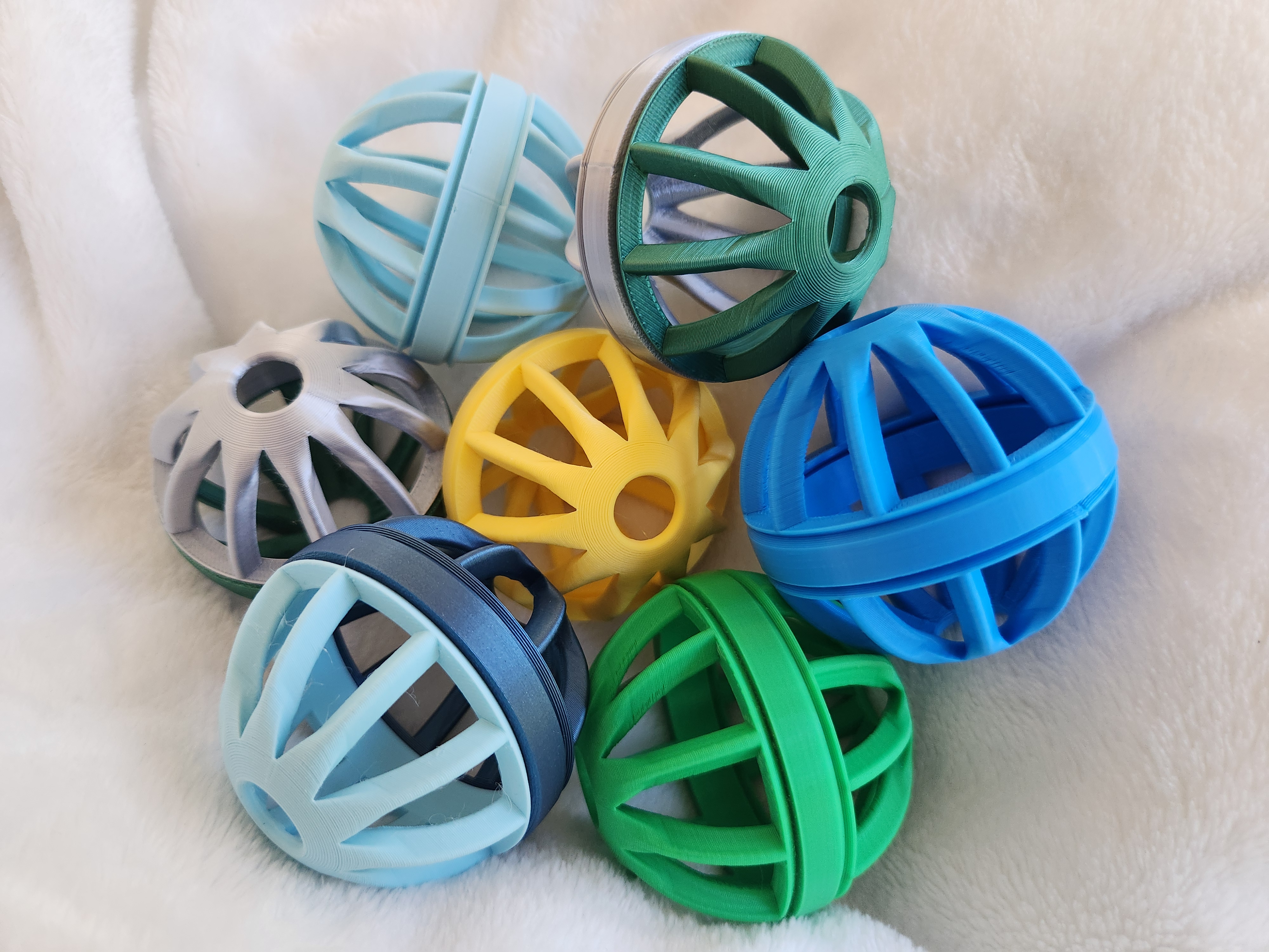 Twist & Treat Ball (Cat Toy) - photo 2
