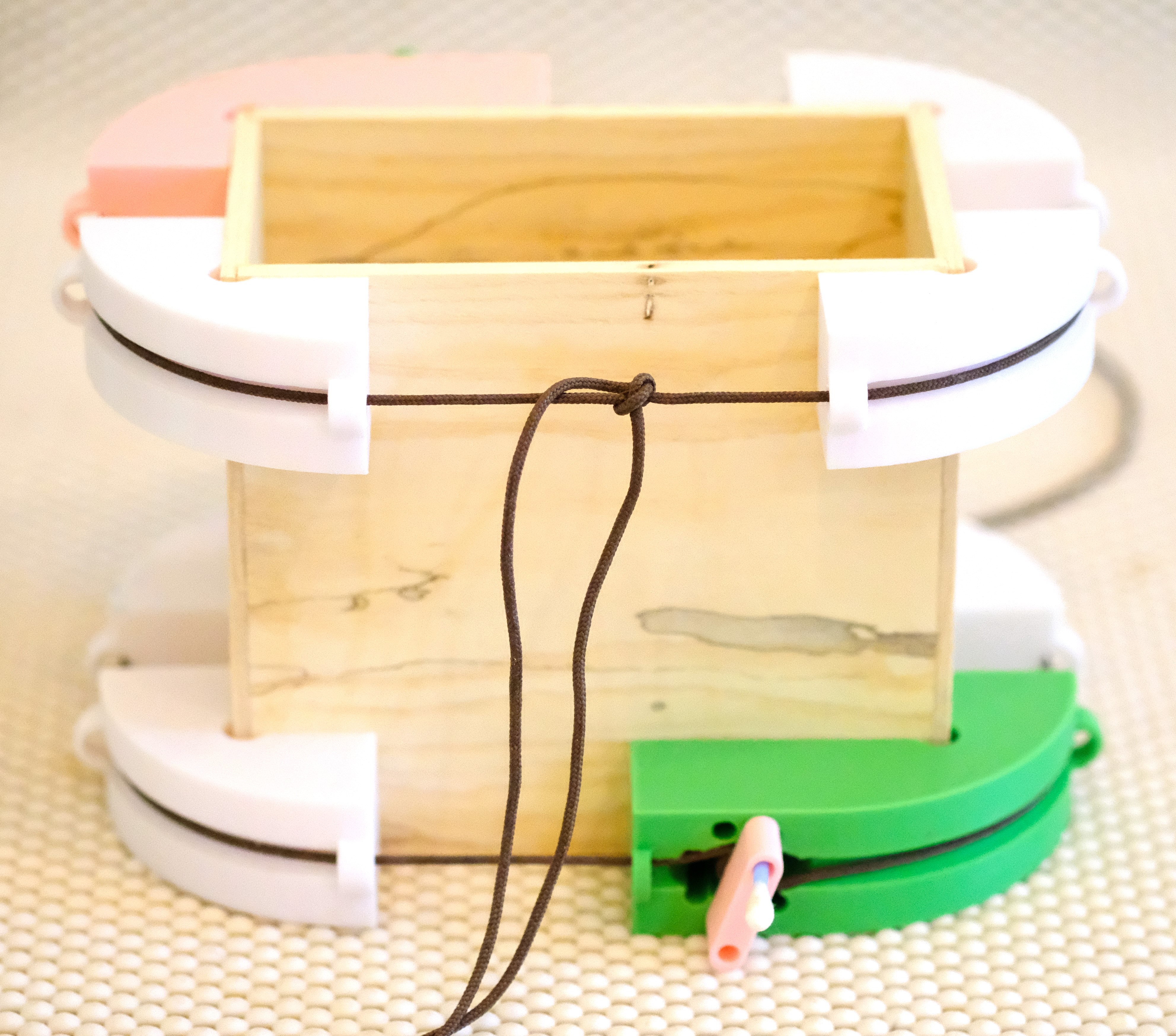 Four-Corner Box-Clamp