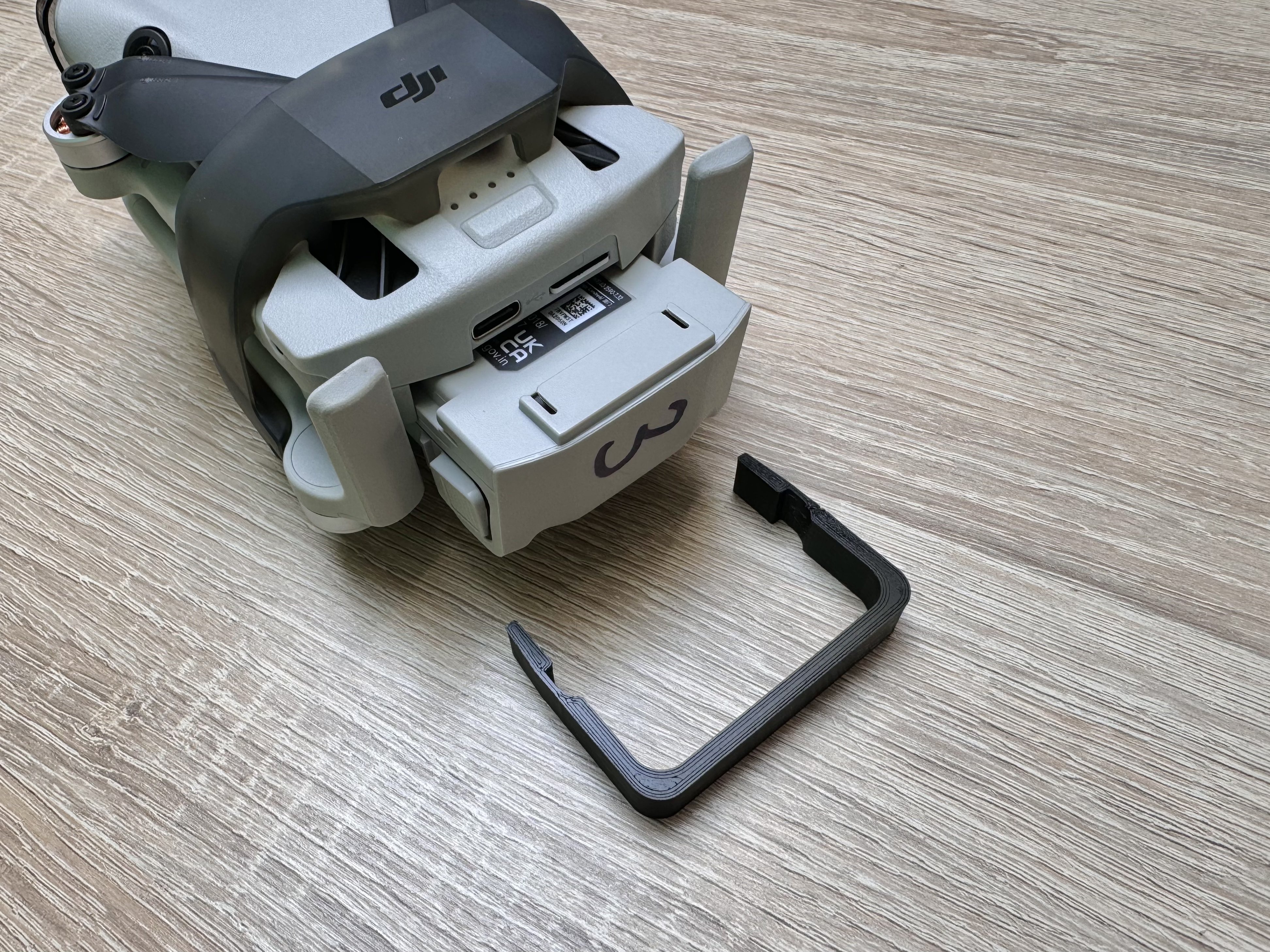DJI Mini 3, 4 Drone Battery Remover Tool