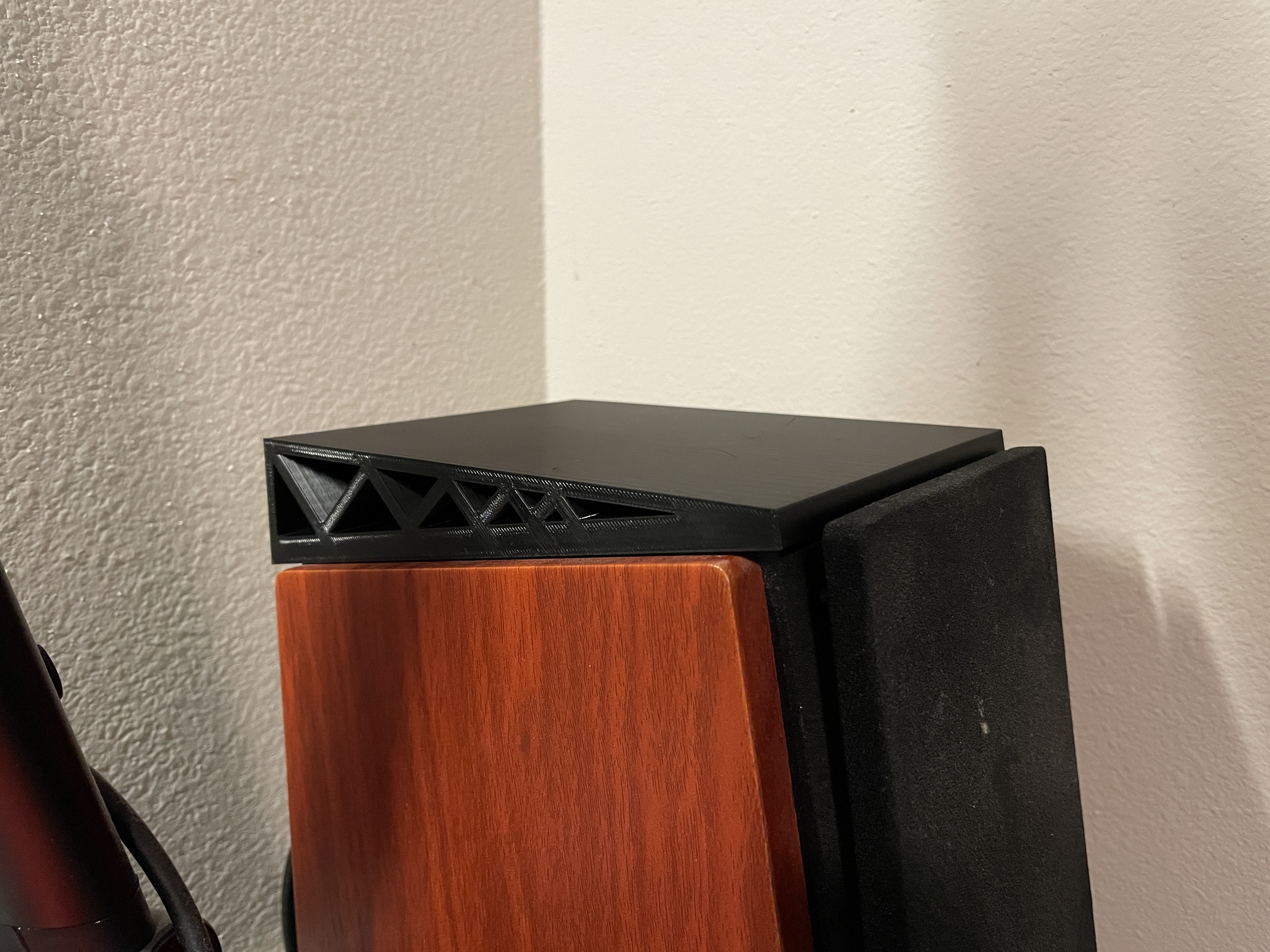 Shelf for Edifier R1700BT Bluetooth Bookshelf Speakers