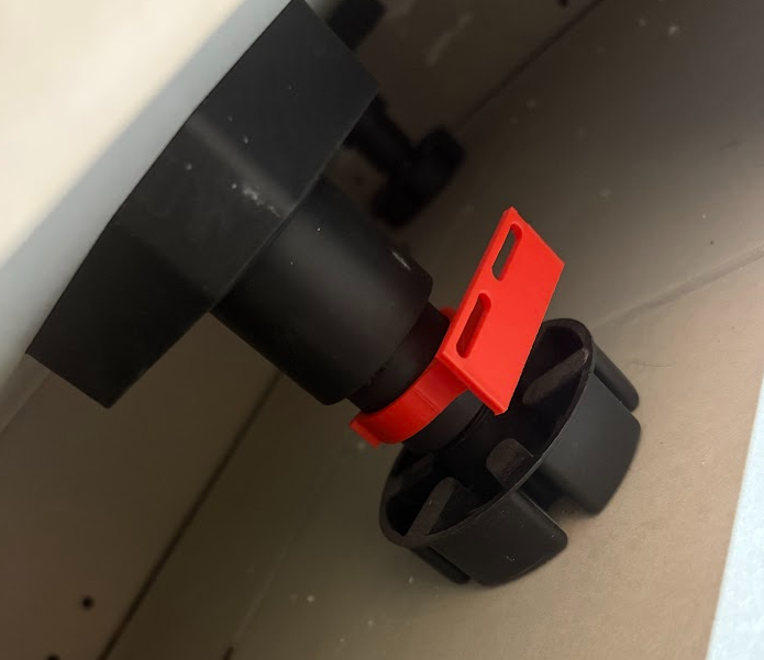 Kitchen cabinet plinth clip
