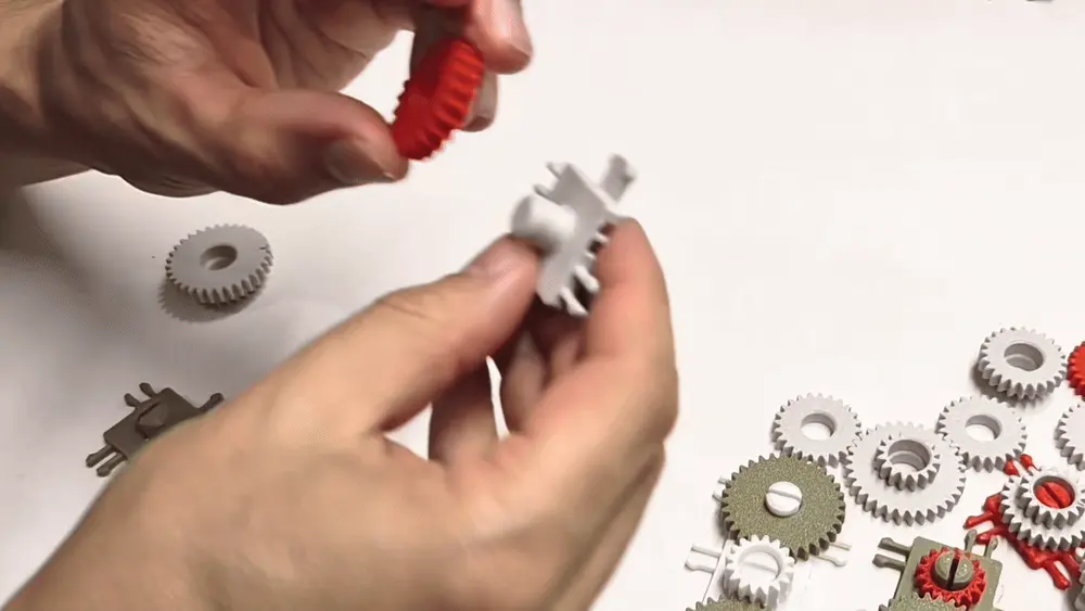 CLIPGEAR - Infinite Modular Snap-Together Gear System - photo 2