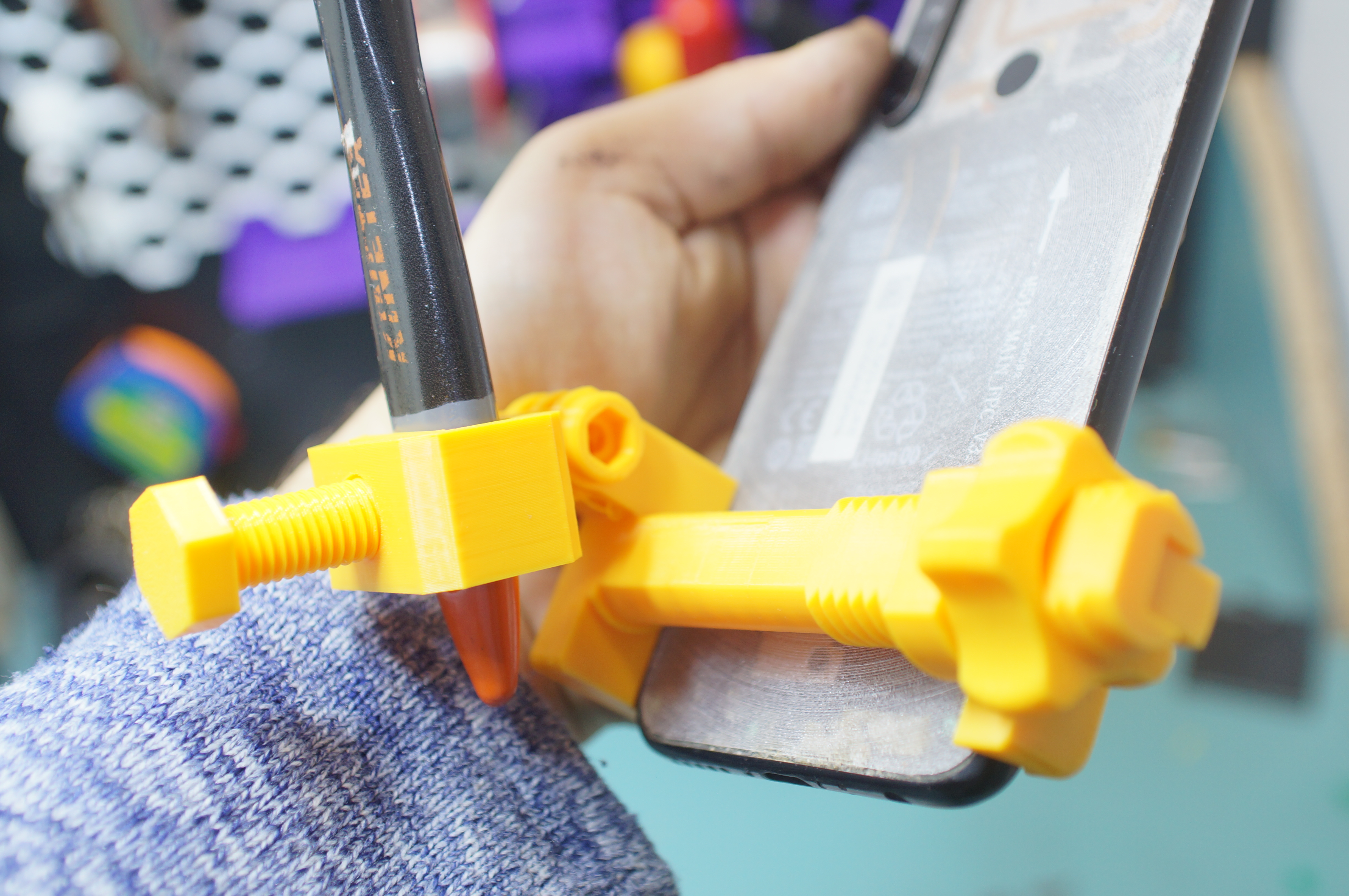 Phone / GoPro Brush / Pen Mount / Adapter - POV: You are the brush. - photo 2