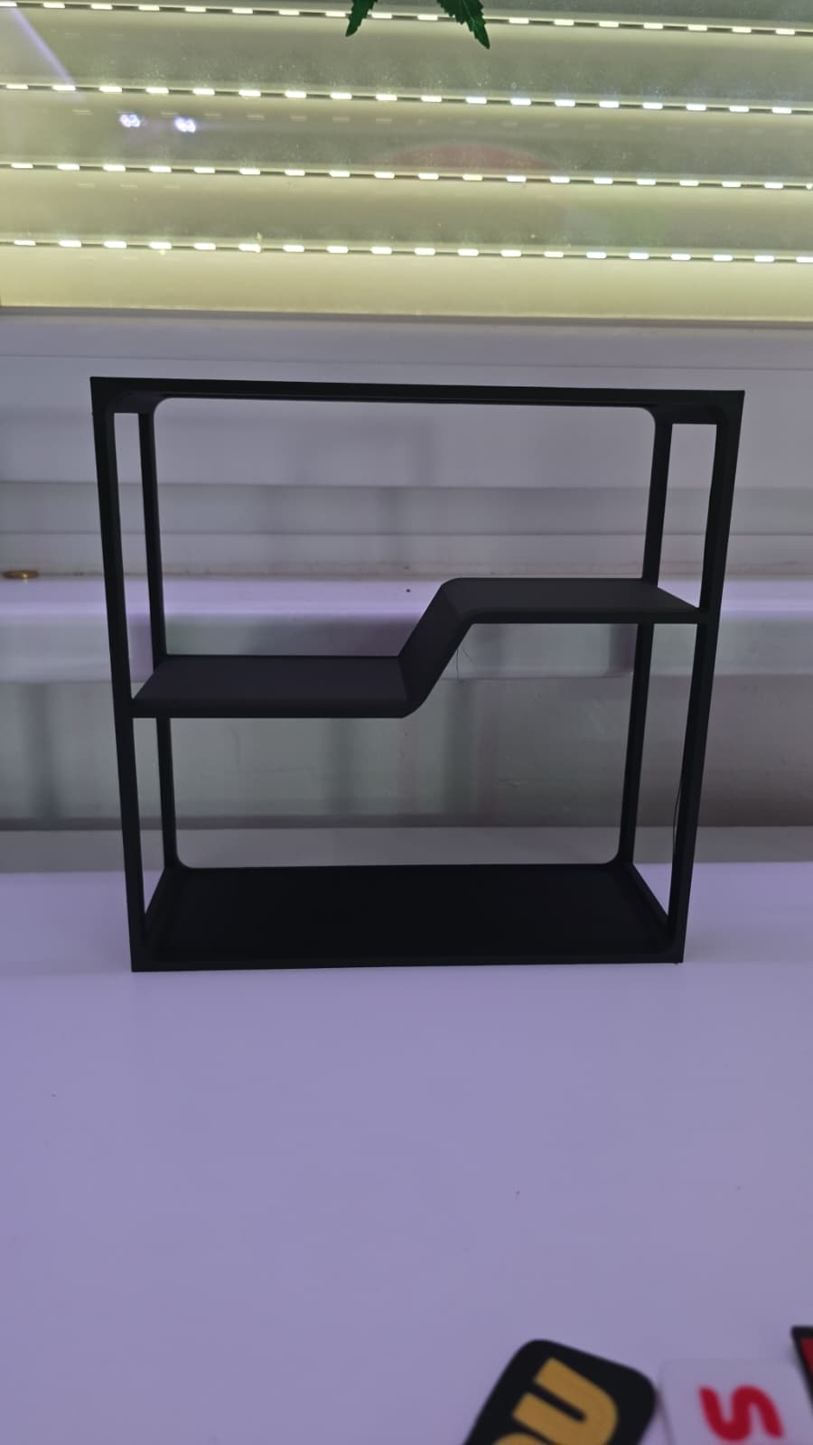 Modernes Design-Regal – Offenes Deko Shelf - photo 2