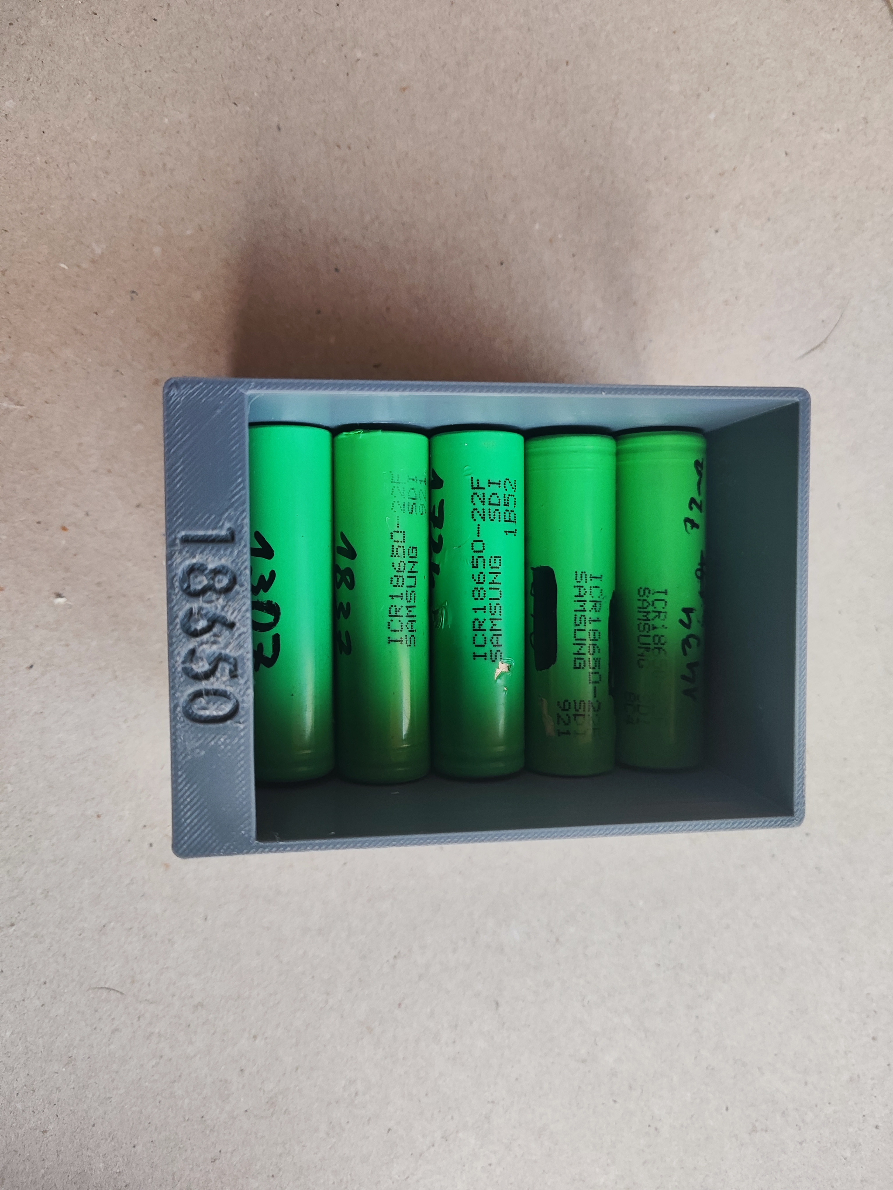 Rugged 18650 Battery Storage Box (15 Cells) - photo 2
