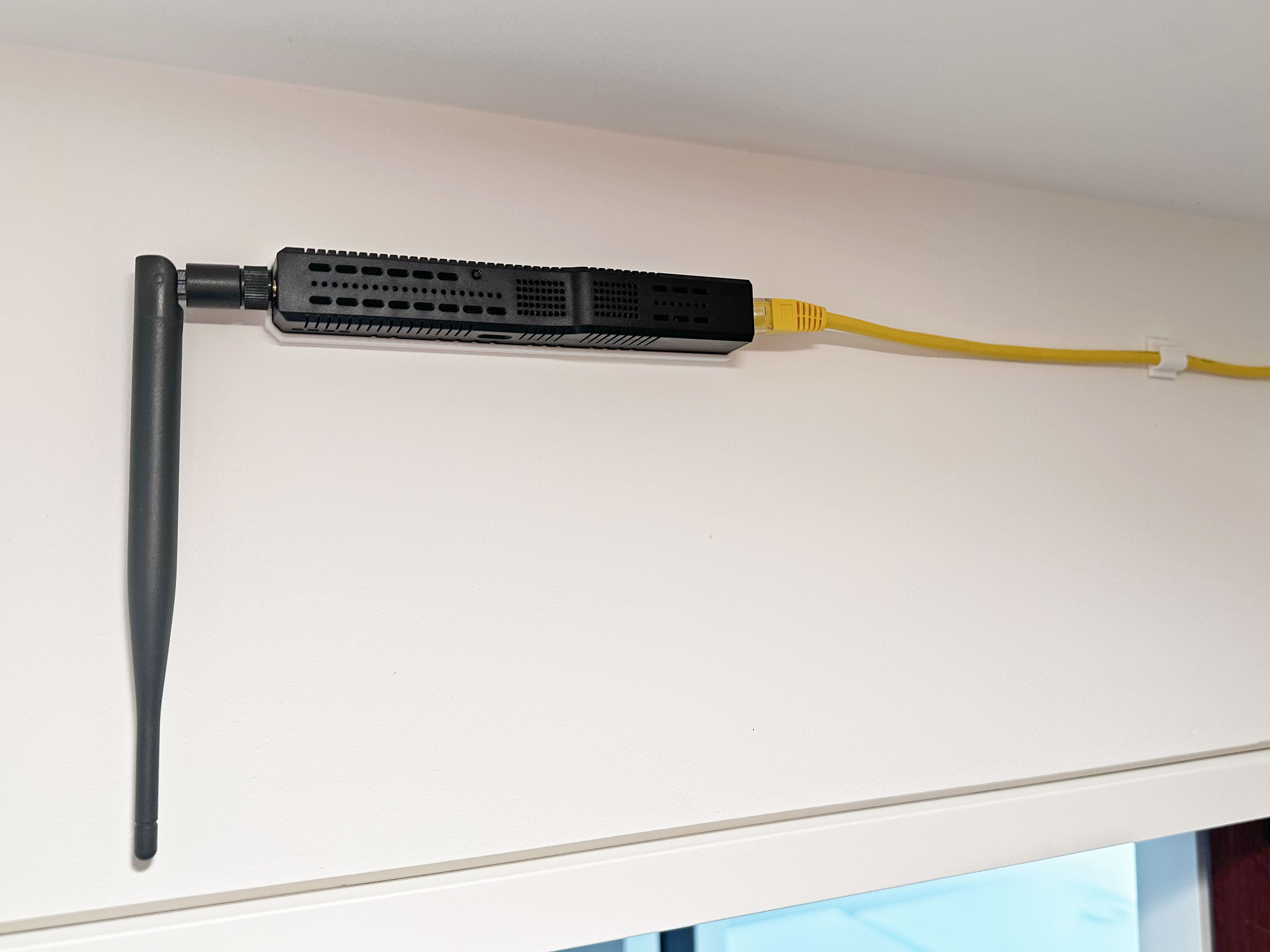 SMLight SLZB-06 / SLZB-MR Wall Mount - photo 4