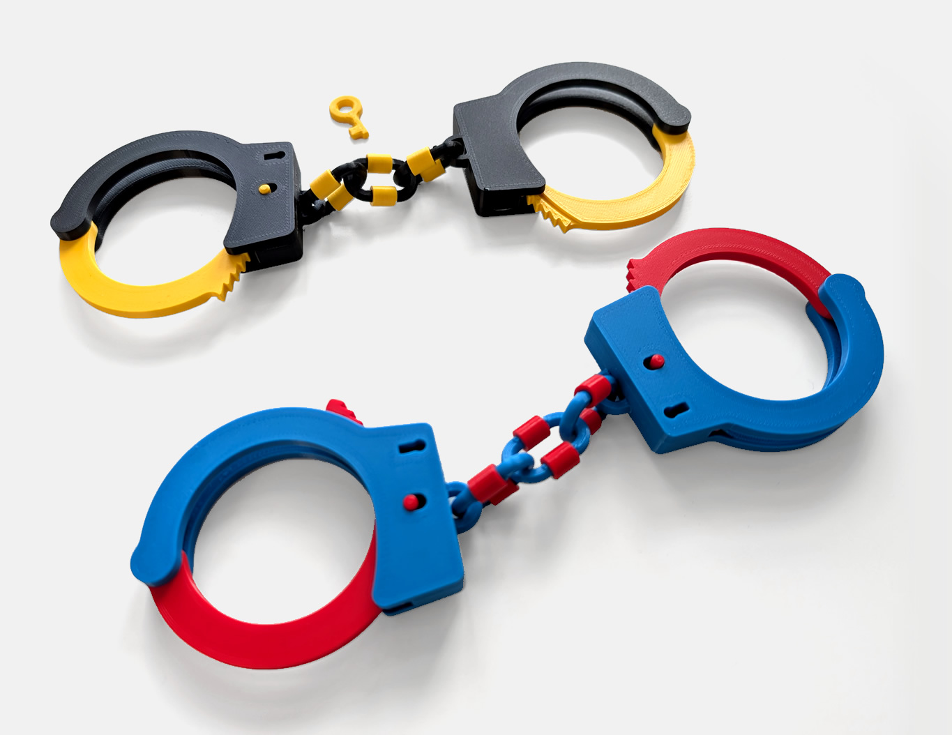 Superhero Toy Handcuffs w. Key