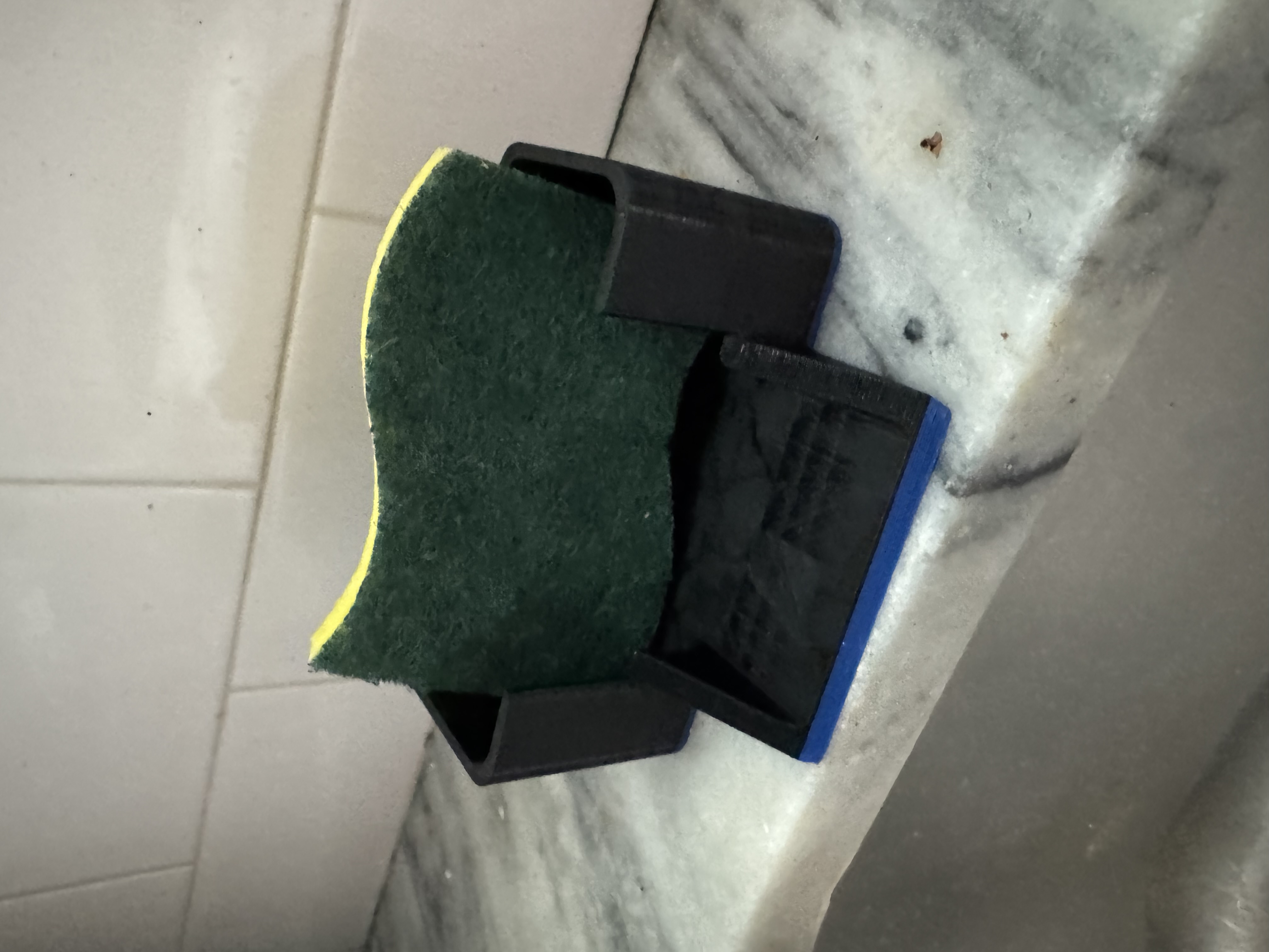 Kitchen Sponge Drain