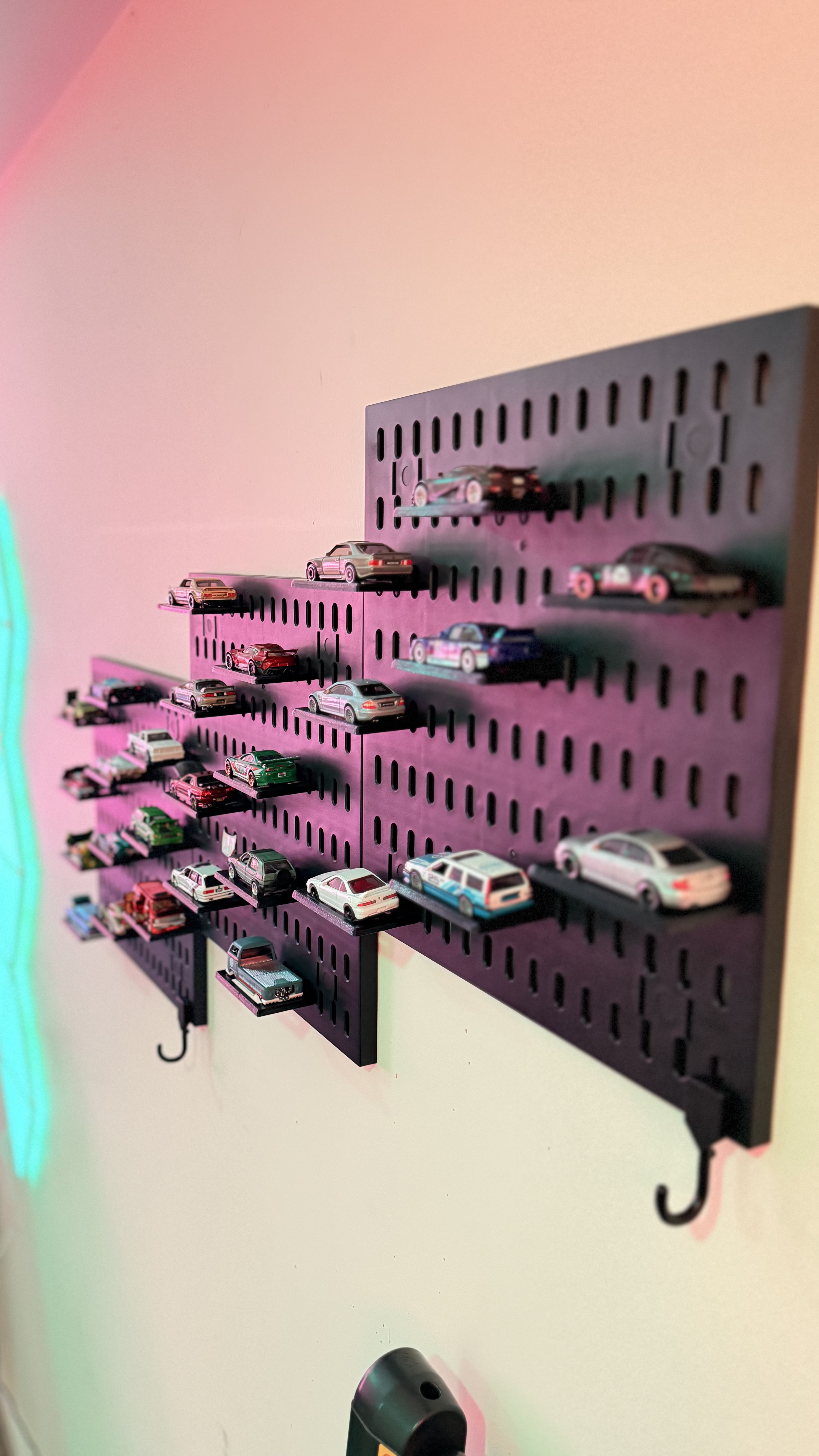 Hot Wheels Display Shelf for the Zestify Pegboard Kit - photo 2