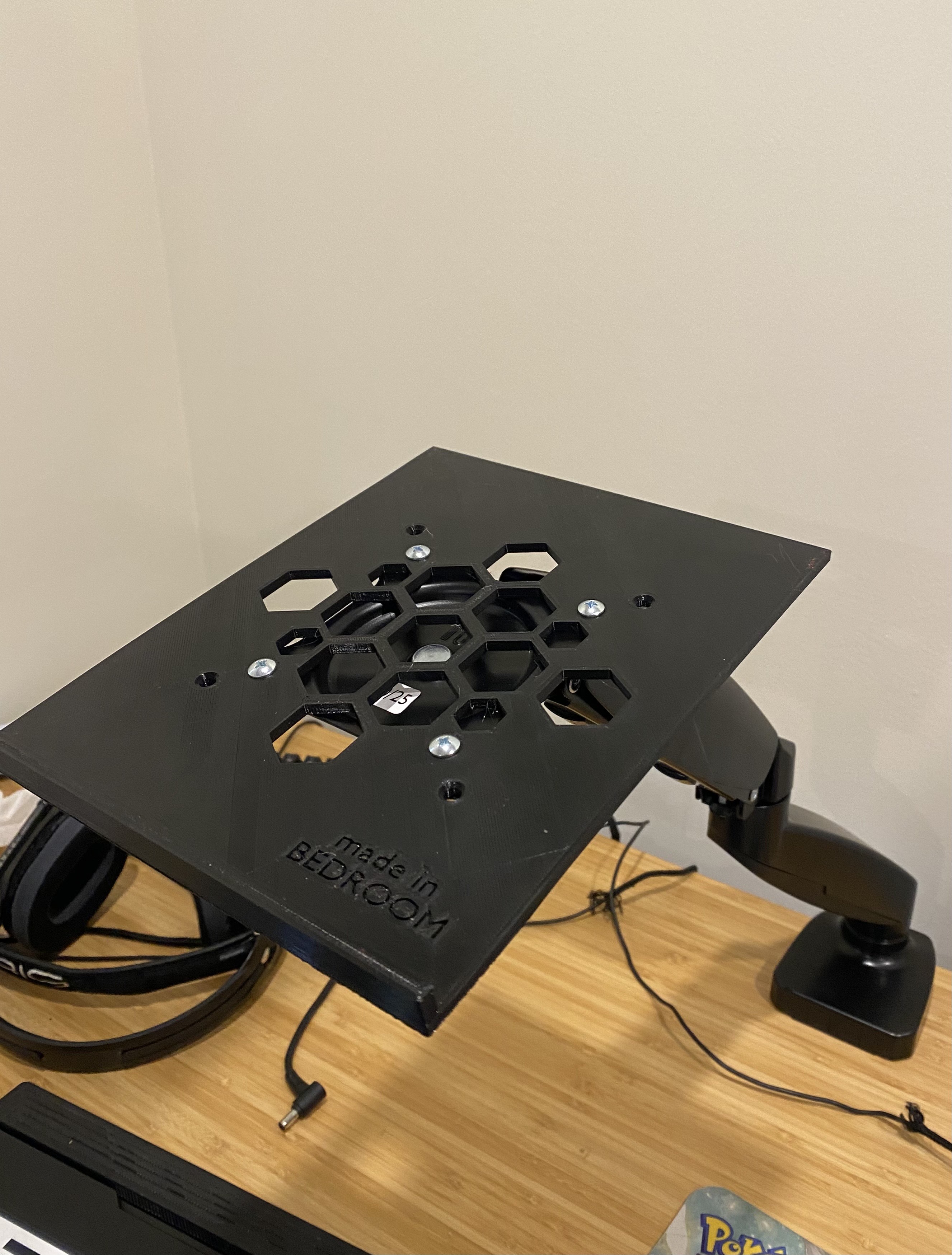 Universal Laptop Tray – VESA Monitor Arm Mountable - photo 2