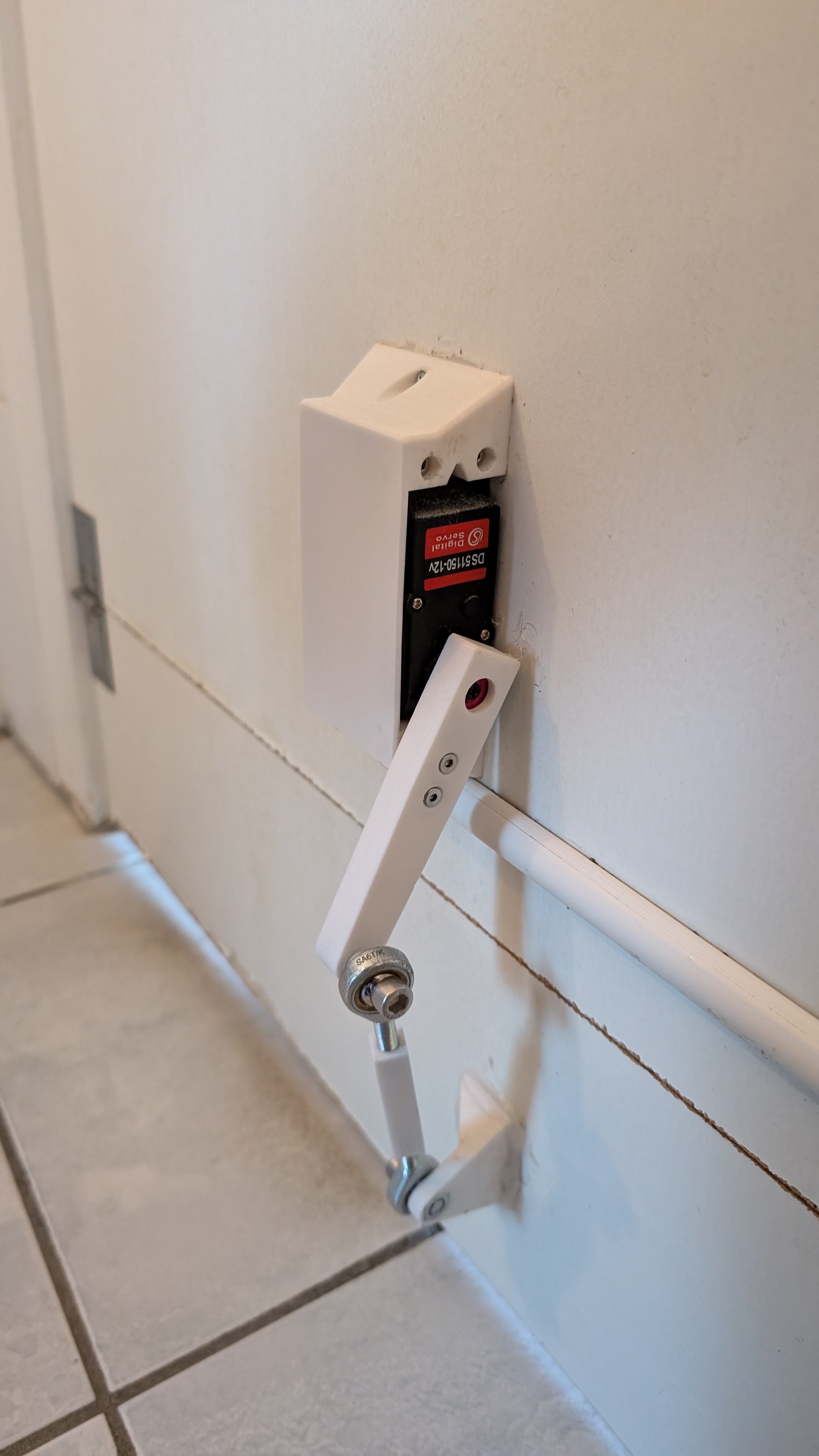 Automatic door for robot vacuum - photo 4